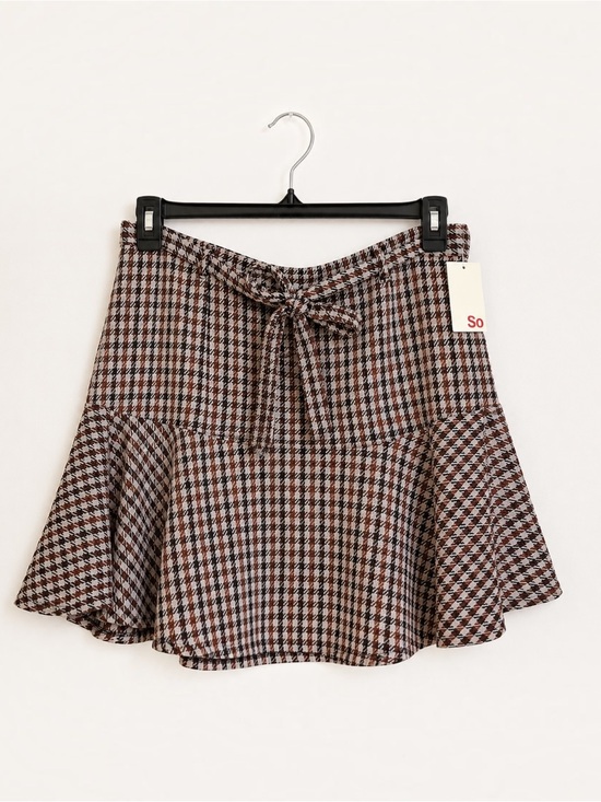 SO Dresses & Skirts - SO Houndstooth Tie Waist Flared Mini Skirt in Brown and Black Size XL Chic